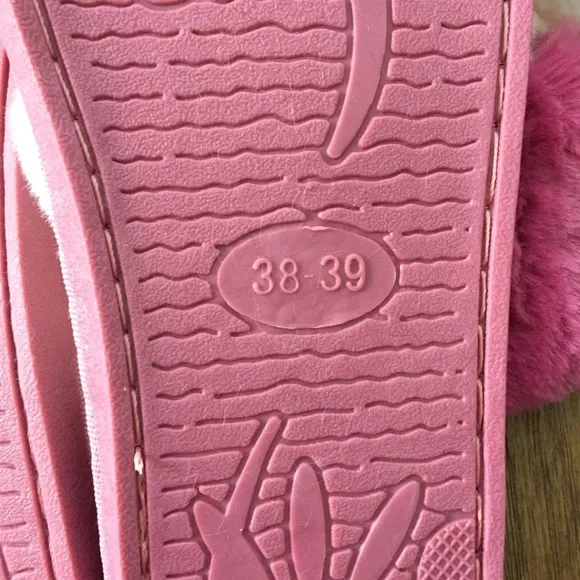 New Casa Clara fuzzy pink sandal house slippers shoes - Picture 8 of 9